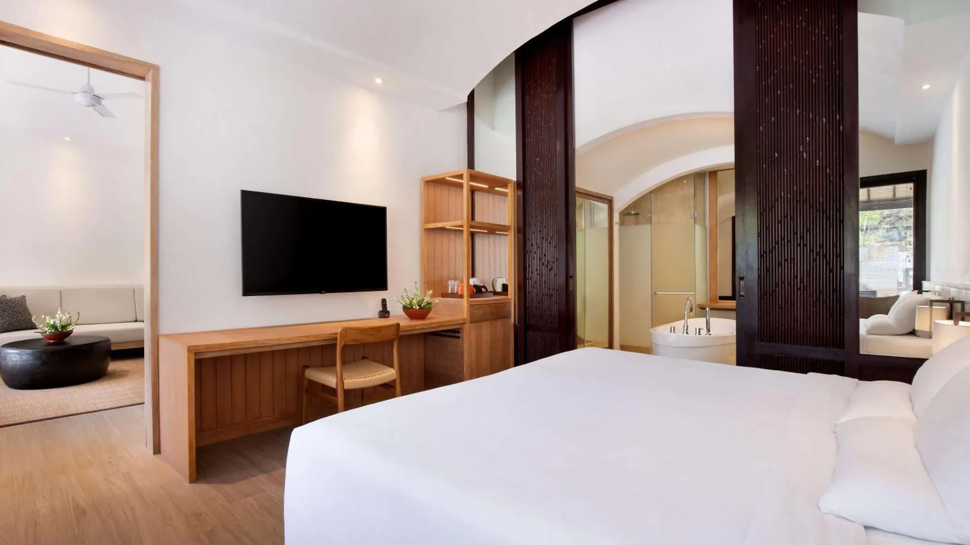 Novotel Bali Benoa Нуса-Дуа Отель